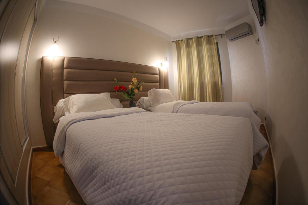 Hôtel Des Lilas Oujda Exterior foto